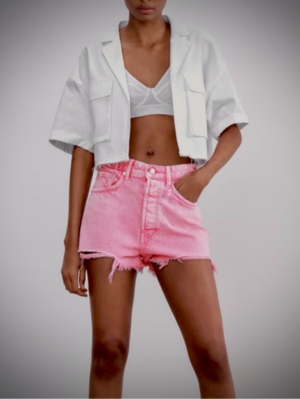Zara Pink Washed High-Rise Frayed Denim Shortsi in